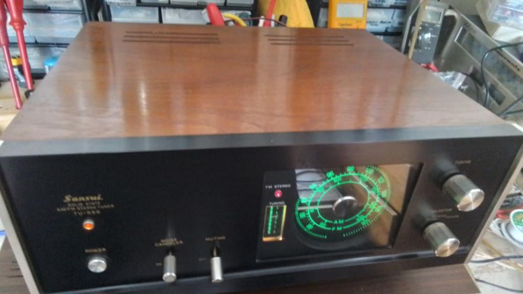 Sansui TU-666 Tuner - Vintage Zwart (1970) tekst goed lezen, Ophalen, Gebruikt, Analoog