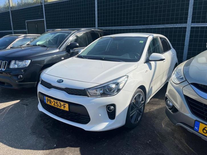Kia Rio 1.0 TGDI GT PLUS line Navigator/ MOTORSCHADE, Auto's, Kia, Bedrijf, Te koop, Rio, ABS, Achteruitrijcamera, Airbags, Airconditioning