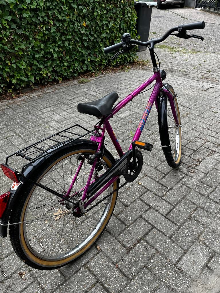 24 inch paarse kinderfiets - Gebruikt, Fietsen en Brommers, Ophalen of Verzenden, Gebruikt, 20 inch of meer