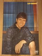Poster Pop Foto Cliff Richard 1968, Ophalen of Verzenden, A1 t/m A3, Muziek, Rechthoekig Staand