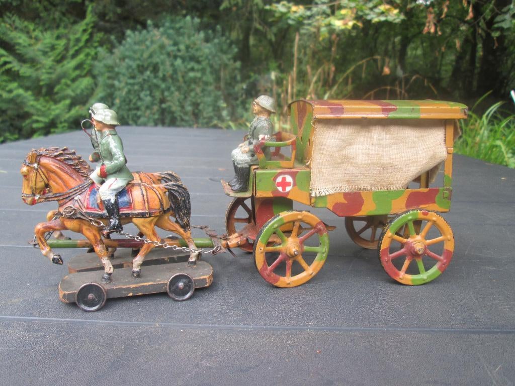 Lineol Lineol Hausser paard Rode kruis wagen blik. Wehrmacht, Ophalen of Verzenden