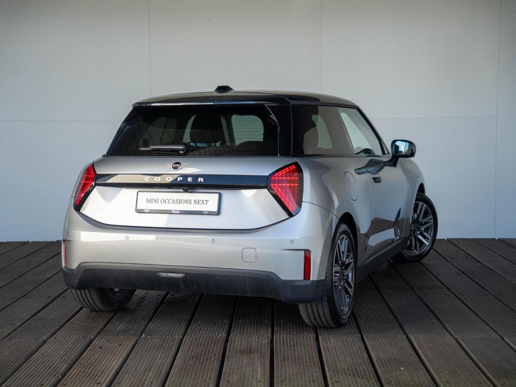 MINI 3-deurs Cooper E Pakket L + Harman-Kardon + Panoramadak, Auto's, Mini, Stof, Gebruikt, 41 kWh, Met garantie (alle)