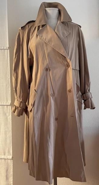 Max Mara beige trenchcoat 38/40, Ophalen of Verzenden, Zo goed als nieuw, Maat 38/40 (M), Beige