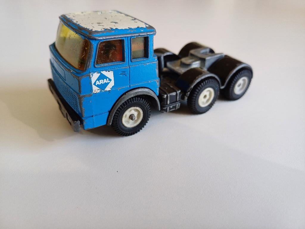 Siku vrachtwagen Henschel V288, Hobby en Vrije tijd, Modelauto's | 1:50, Ophalen of Verzenden, Gebruikt, Bus of Vrachtwagen, SIKU