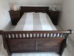Koloniale houten bed met nachtkastjes en kast, Huis en Inrichting, Slaapkamer | Complete slaapkamers, Ophalen, Gebruikt, Tweepersoons