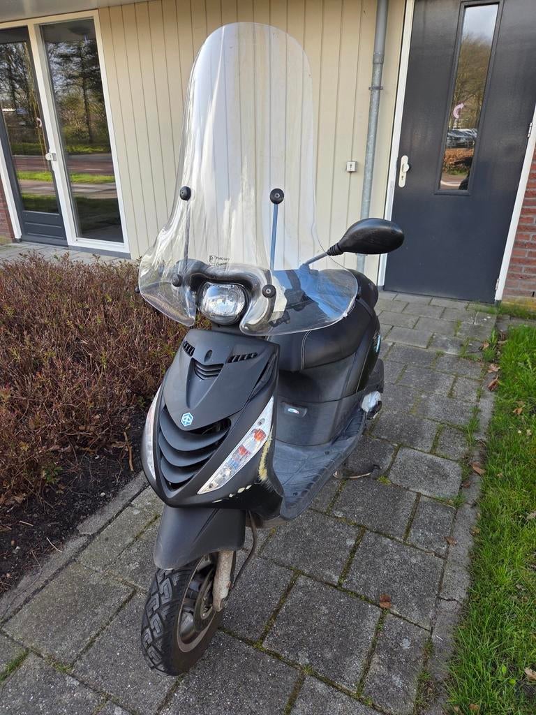 Piaggio Zip 4-takt scooter 25 km/u kenteken, Ophalen, Gebruikt, Overige modellen, Benzine