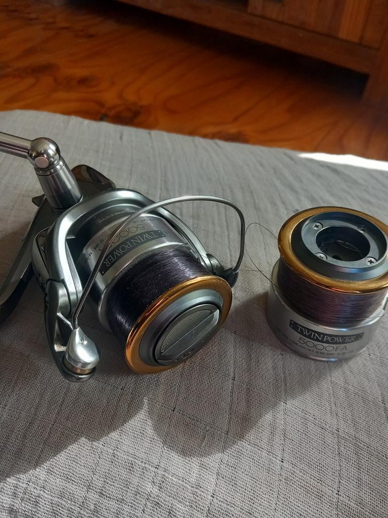 Shimano Twinpower 5000 FA >> zgan!!, Ophalen of Verzenden, Zo goed als nieuw, Molen