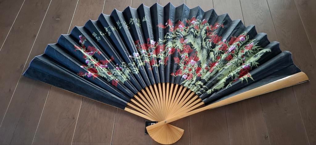 Grote Oosterse Decoratieve Vouwwaaier D&F Bloesem 90x150 cm, Ophalen of Verzenden