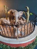 Lemax Olifantenverblijf Zoo Collectie - Retired, Ophalen of Verzenden, Zo goed als nieuw, Wild dier, Beeldje of Figuurtje