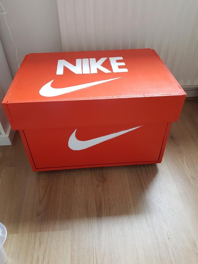 Schoenenkist nike, Ophalen
