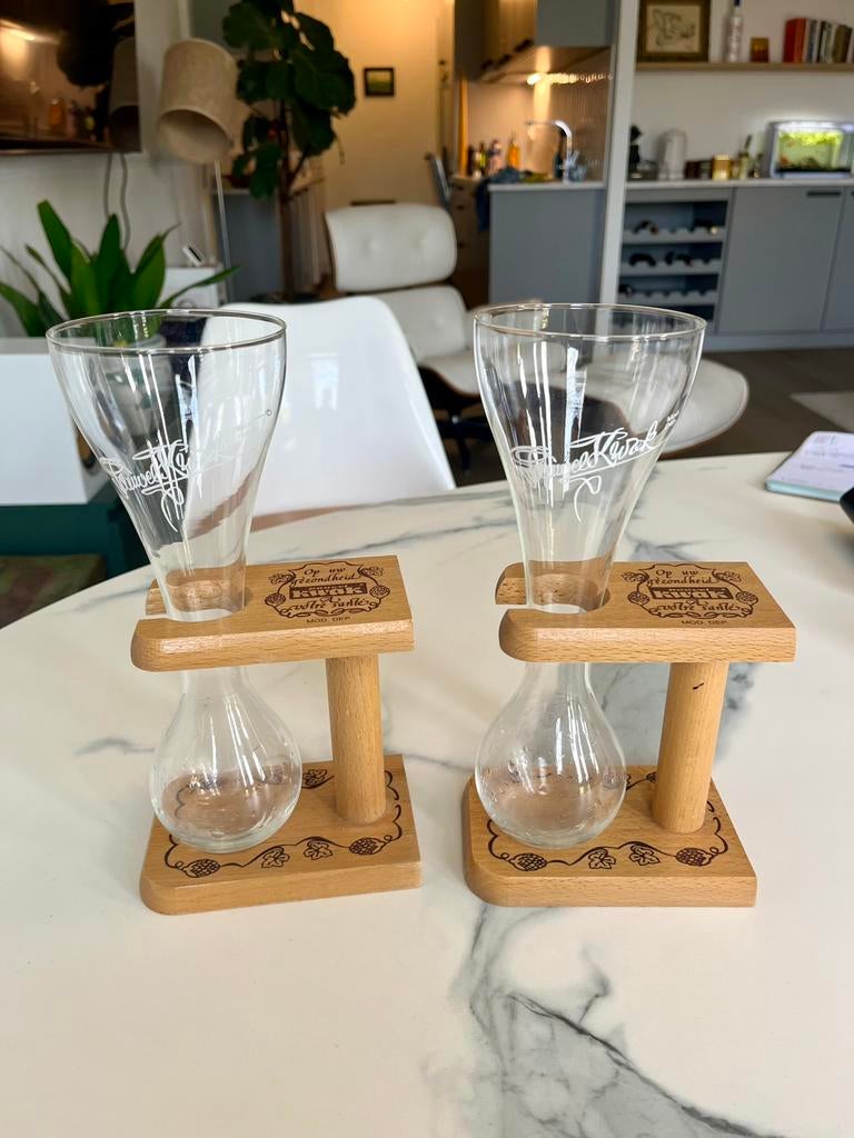 Twee vintage bierglazen Pauwels Kwak bierglas met houder, Ophalen of Verzenden, Zo goed als nieuw, Glas of Glazen, Overige merken