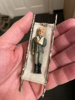 Gewonde soldaat op brandcard, Antiek en Kunst, Ophalen of Verzenden