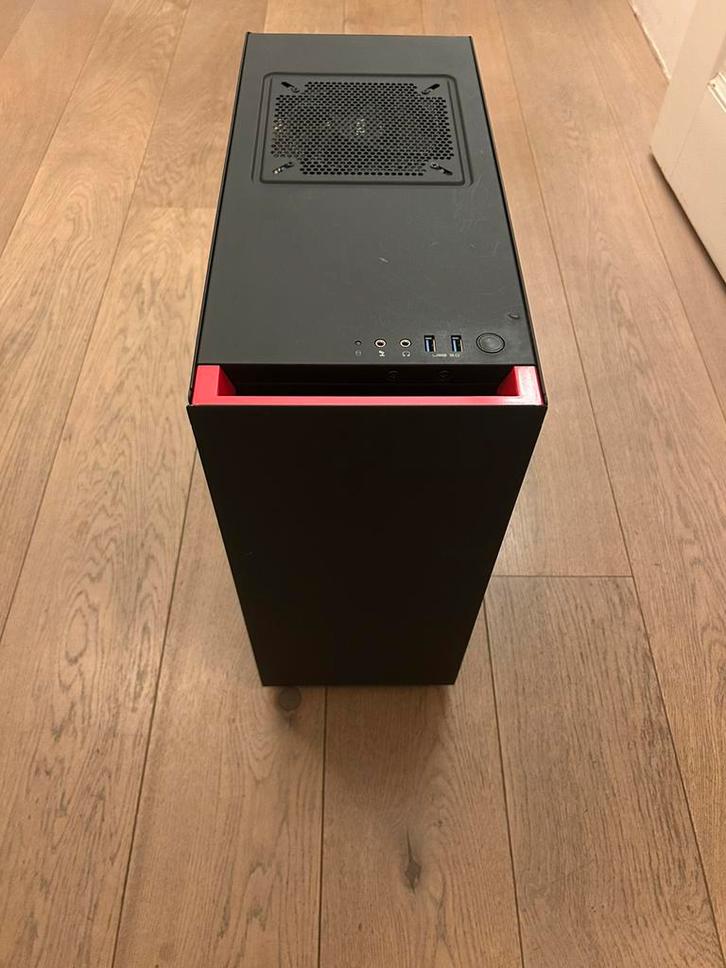 Gaming pc, Computers en Software, Computerbehuizingen, Zo goed als nieuw, Ophalen