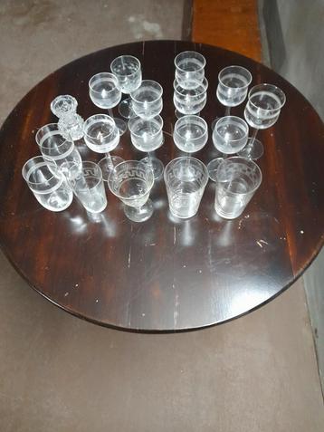 Borrel glazen  beschikbaar voor biedingen