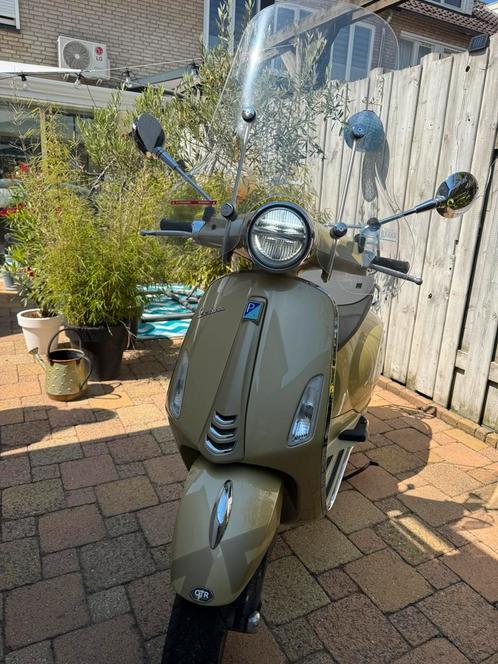 Snorscooter primavera uit mei 2021, Fietsen en Brommers, Scooters | Vespa, Zo goed als nieuw, Overige modellen, Ophalen