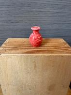Vaas donker roze/zalm - hxb 2.7x1.8cm -porselein of keramiek, Ophalen of Verzenden, Zo goed als nieuw, Poppenhuis