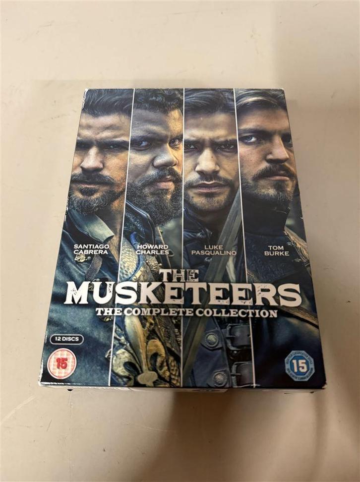 The Musketeers Seizoen 1-3 DVD Boxset - BBC, Cd's en Dvd's, Dvd's | Tv en Series, Zo goed als nieuw, Boxset, Alle leeftijden, Ophalen of Verzenden