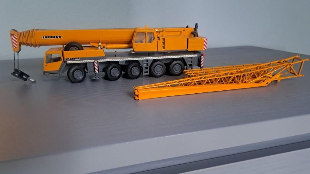 Schaalmodel 1:50, Hobby en Vrije tijd, Modelauto's | 1:50, Ophalen of Verzenden, Gebruikt, Hijskraan, Tractor of Landbouw, Conrad