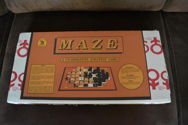 maze strategisch bordspel, Hobby en Vrije tijd, Gezelschapsspellen | Bordspellen, Gebruikt, Verzenden