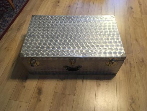 Vintage honingraat aluminium koffer in Cheney-stijl, Sieraden, Tassen en Uiterlijk, Koffers, Gebruikt, Metaal, 70 cm of meer, 45 tot 55 cm