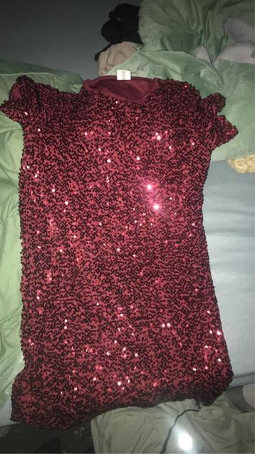 Kerst jurk maat 146-152 beschikbaar voor biedingen