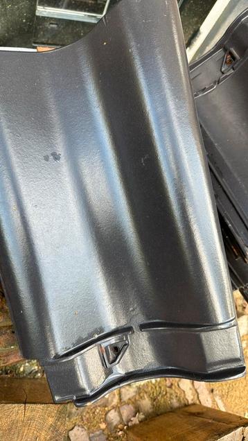 Grote Hoek pannen beschikbaar voor biedingen