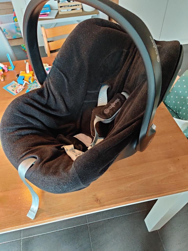 Cybex Aton Q Platinum, Kinderen en Baby's, Autostoeltjes, Overige merken, Ophalen of Verzenden, 0 t/m 13 kg, Gebruikt