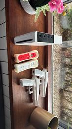 Wii Nintendo compleet + controllers & spellen, Spelcomputers en Games, Spelcomputers | Nintendo Wii, Ophalen of Verzenden, Zo goed als nieuw