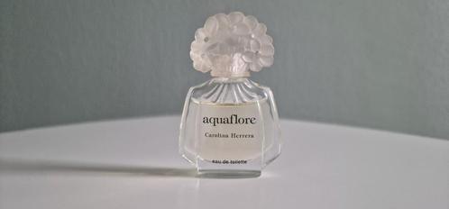 Parfum miniatuur Carolina Herrera - Aquaflore EDT 4ml, Verzamelen, Parfumverzamelingen, Zo goed als nieuw, Miniatuur, Gevuld, Ophalen of Verzenden