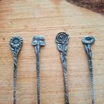 Douwe Egberts, 4 verzilverde theelepels met bloemen, Antiek en Kunst, Antiek | Bestek, Ophalen of Verzenden