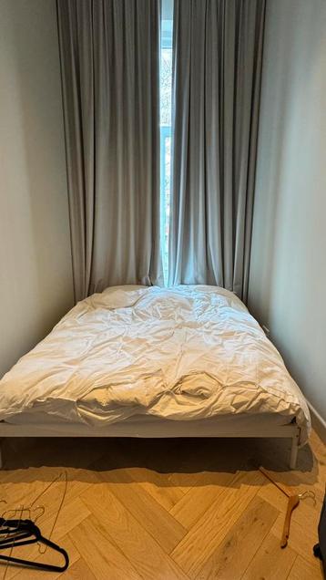 IKEA bed + matras 160 x 200 - afbeelding 1