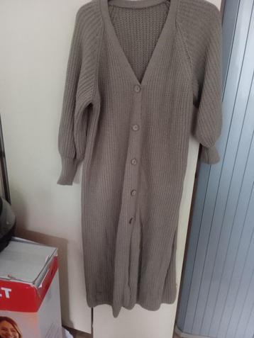 Mooie lange winter vest one size  beschikbaar voor biedingen