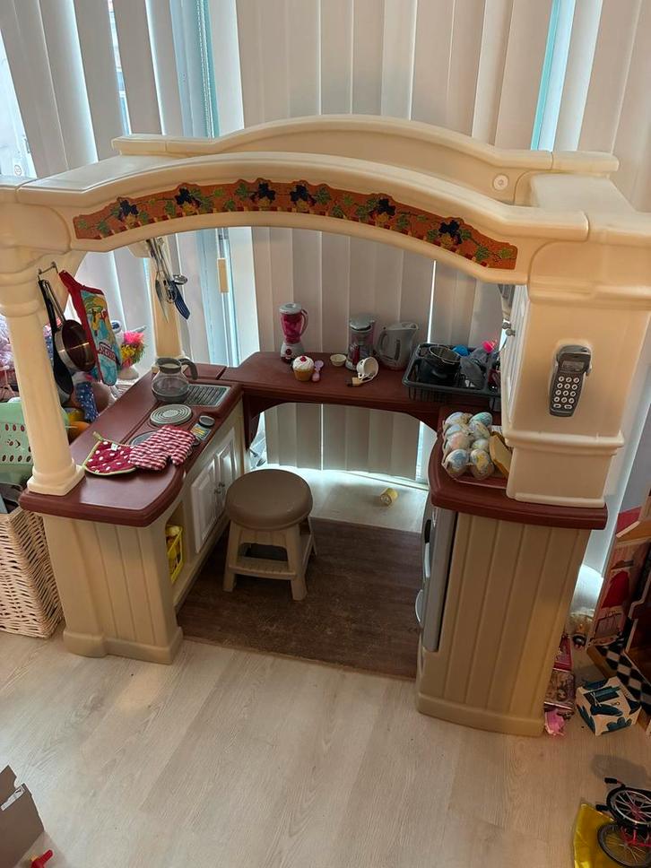 Step2 Inloopkeuken - Speelplezier!, Kinderen en Baby's, Speelgoed | Speelkeukens, Gebruikt, Speelkeuken, Kunststof, Ophalen