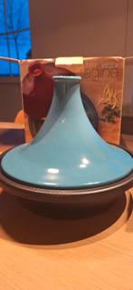 Le Creuset tagine 31cm NIEUW in de doos, Gietijzer, Nieuw, Ophalen of Verzenden, Keramische plaat