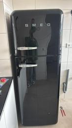 Zwarte SMEG koelkast – Stijlvol en retro!, Witgoed en Apparatuur, Koelkasten en IJskasten, 200 liter of meer, Zo goed als nieuw