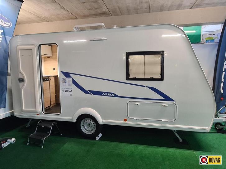 Caravelair Alba 400 EX HUUR 2024 + VOORTENT, Caravans en Kamperen, Caravans, Bedrijf, tot en met 4, 750 - 1000 kg, Standaardzit
