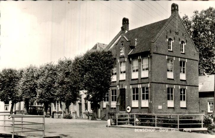 Benschop - Gemeentehuis, Verzamelen, Ansichtkaarten | Nederland, Gelopen, Utrecht, 1920 tot 1940, Ophalen of Verzenden