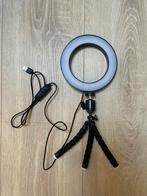 Selfie lamp met statief - Nieuw, Ophalen of Verzenden, Nieuw, Lamp of Flitsset