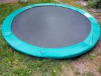 Trampoline, Ophalen, Zo goed als nieuw