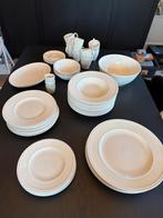 Wedgwood Windsor servies - Borden, schalen, kopjes en meer!, Ophalen, Zo goed als nieuw, Wedgwood, Aardewerk