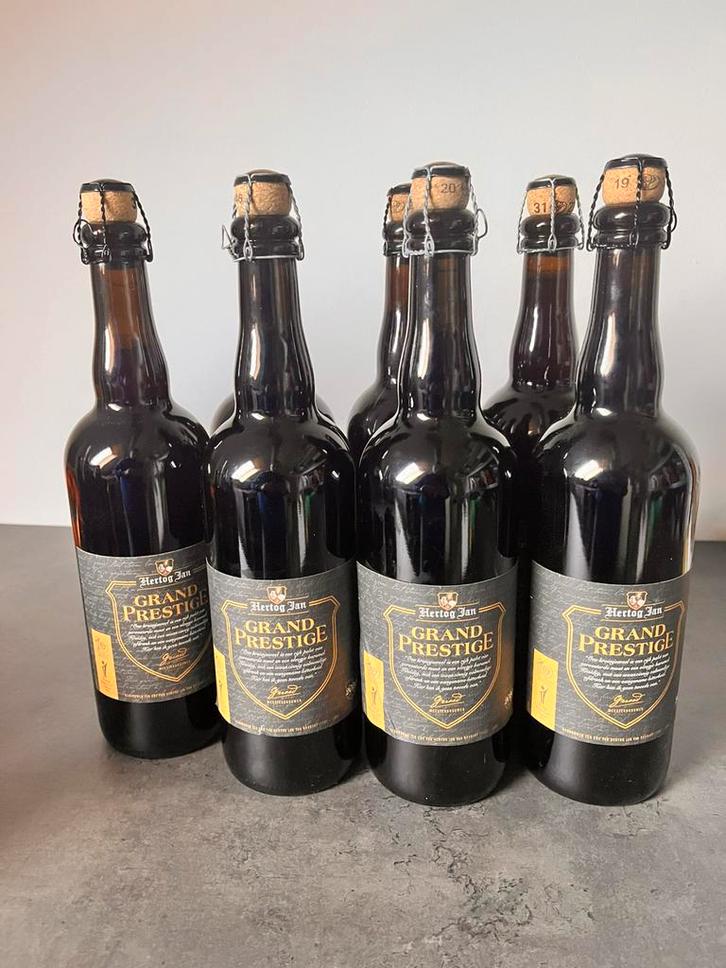 Hertog Jan Grand Prestige 20,21,22,23,24,25, Verzamelen, Biermerken, Zo goed als nieuw, Flesje(s), Hertog Jan, Ophalen of Verzenden