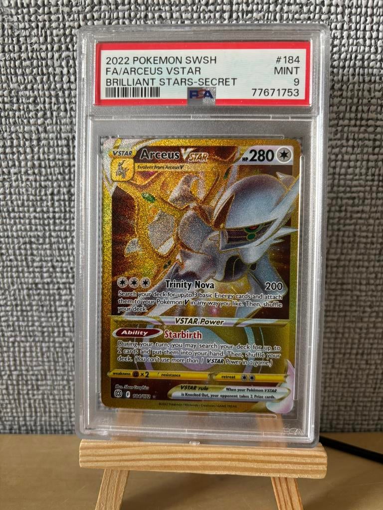 Arceus Vstar gold Brilliant stars PSA9, Hobby en Vrije tijd, Verzamelkaartspellen | Pokémon, Nieuw, Losse kaart, Ophalen of Verzenden