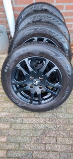 4 zgan IT WEELS velgen. 14 inch. mat zwart Banden 175/65 R14, Ophalen, 14 inch, Gebruikt, Velg(en)