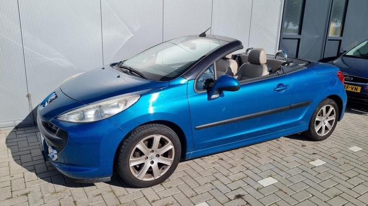 Peugeot 207 1.6 16v CC / Leder apk 07-2026, Auto's, Peugeot, Bedrijf, Airbags, Boordcomputer, Centrale vergrendeling, Elektrische ramen