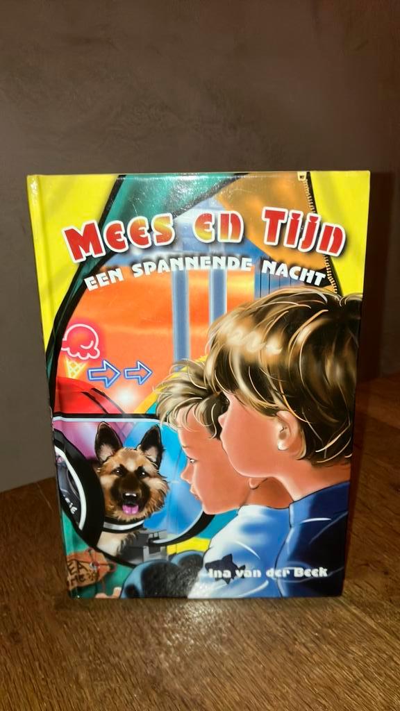 Mees en Tijn een spannende nacht, Boeken, Kinderboeken | Jeugd | onder 10 jaar, Zo goed als nieuw, Fictie algemeen, Ophalen of Verzenden
