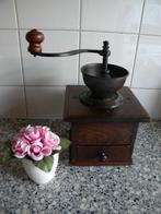 KOFFIEMOLEN ANTIEK, MOOI KLEIN MODEL, Ophalen of Verzenden