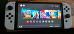 Nintendo switch oled met toebehoren zonder games., Spelcomputers en Games, Ophalen of Verzenden, Zo goed als nieuw, Met 1 controller