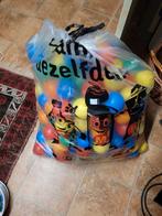 Plastic ballen 225 + 65 +192, Ophalen, Versiering