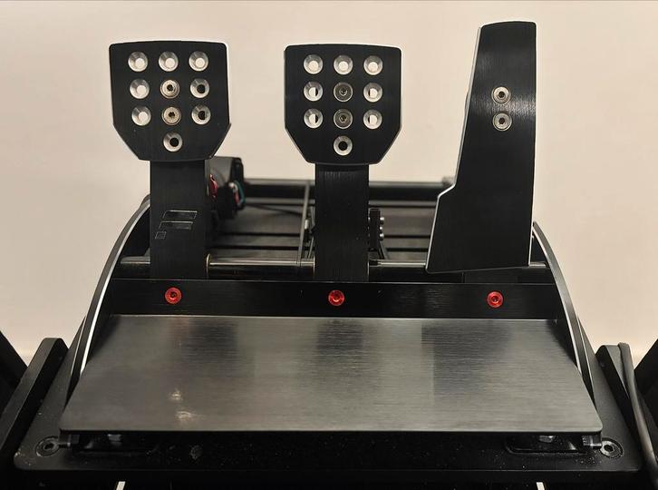 Fanatec ClubSport Pedals V3 met Brake Performance Kit, Spelcomputers en Games, Spelcomputers | Overige, Gebruikt, Ophalen