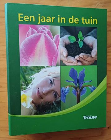 Een jaar in de tuin - Trouw - map met 13 tijdschriften beschikbaar voor biedingen